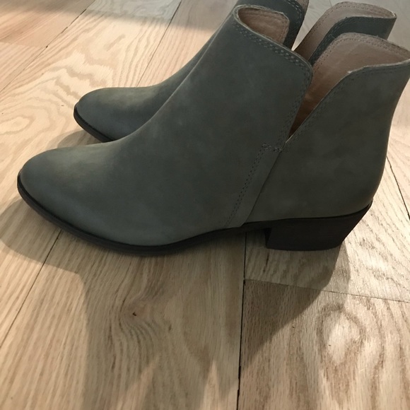 Splendid Hamptyn Booties Brand New! Size 6 - Picture 3 of 5